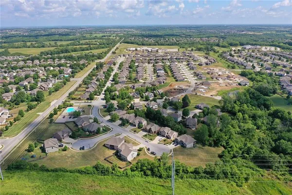 $552,780 | 3722 Northeast 90th Terrace, Kansas City, MO 64156