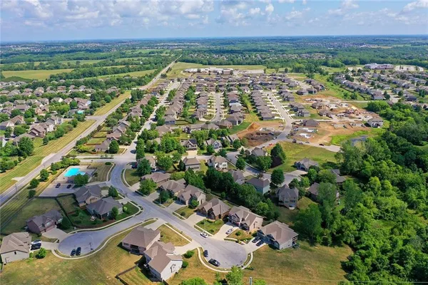 $552,780 | 3722 Northeast 90th Terrace, Kansas City, MO 64156