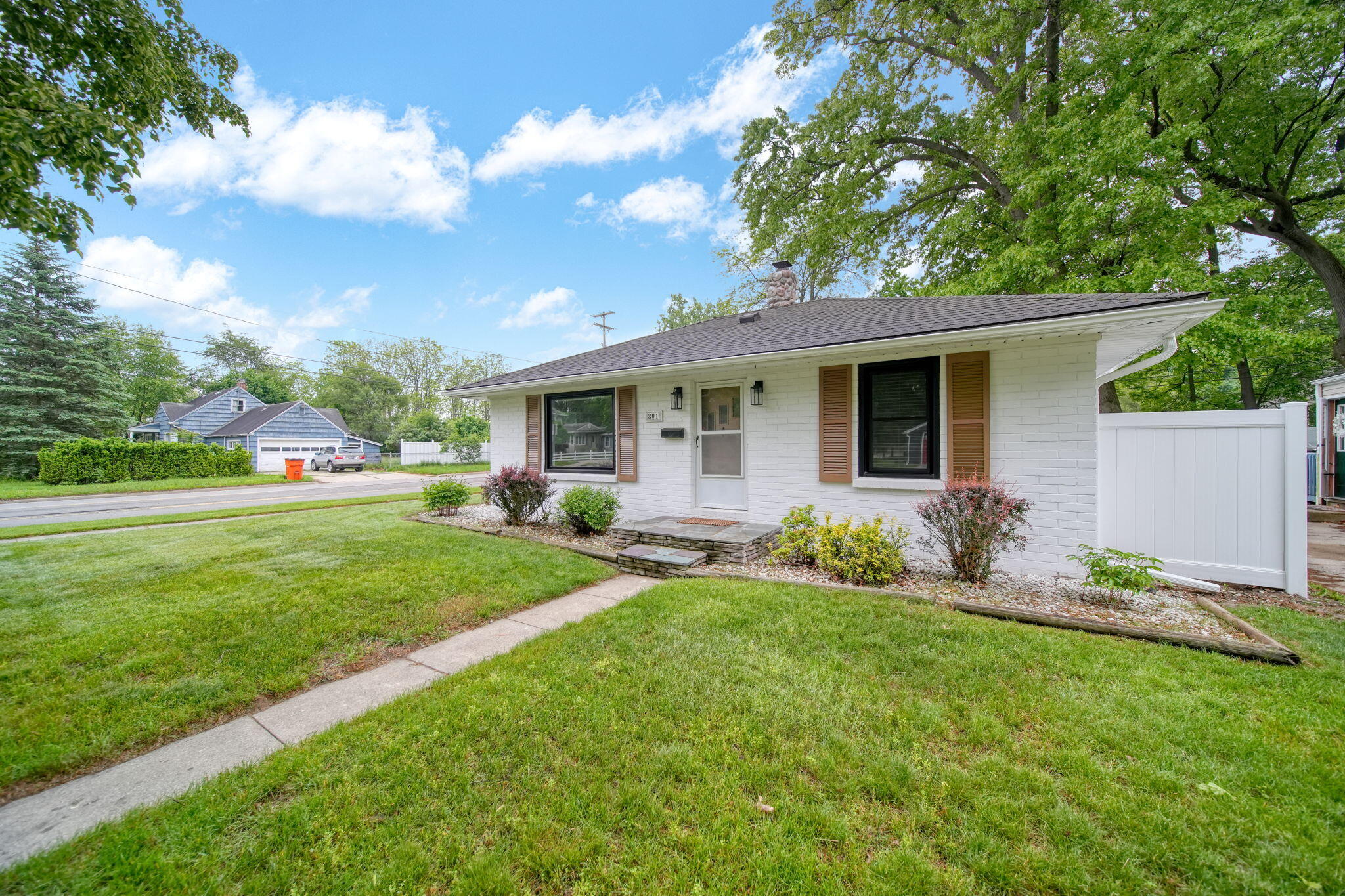 801 Briarcliff Road Jackson, MI 49203 - Photo 25 of 43 25