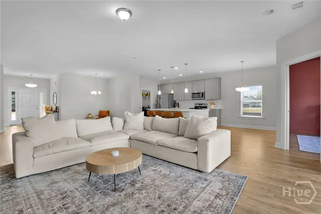 $2,945 | 145 Nettleton Lane, Richmond Hill, GA 31324