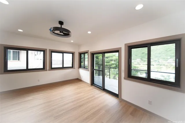 $4,200 | 2056 10th Avenue, Honolulu, HI 96816