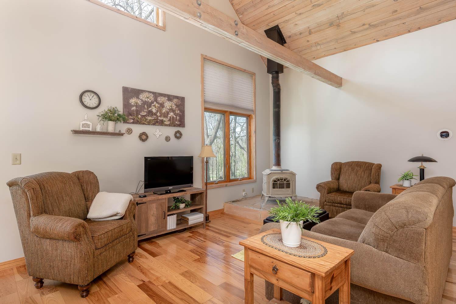 42635 Judson Bottom Road North Mankato, MN 56003 - Photo 9 of 46