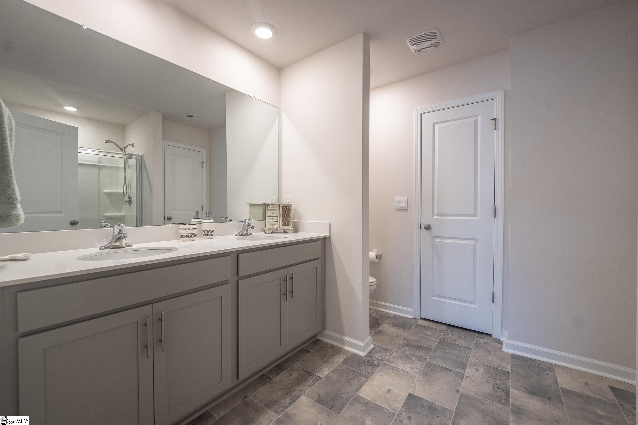 1434 Bella Grace Court Boiling Springs, SC 29316 - Photo 12 of 20