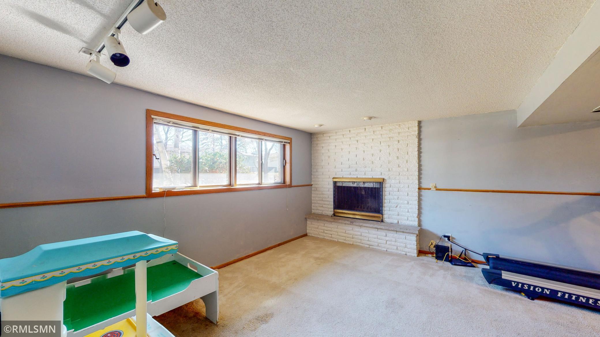 2653 3rd Place Northeast Rochester, MN 55906 - Photo 14 of 17