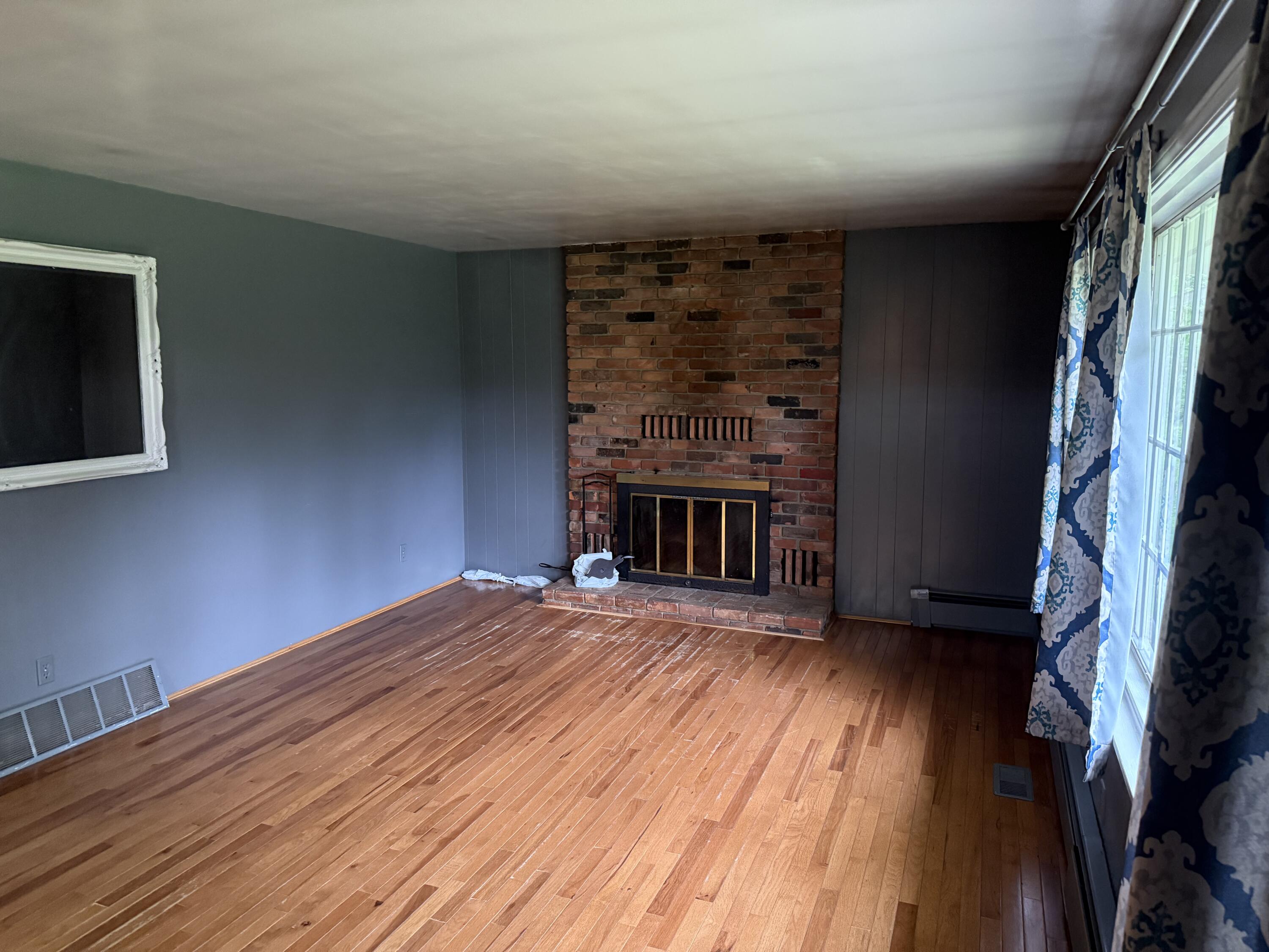 6411 Custer Road Carsonville, MI 48419 - Photo 11 of 38 IMG_2475