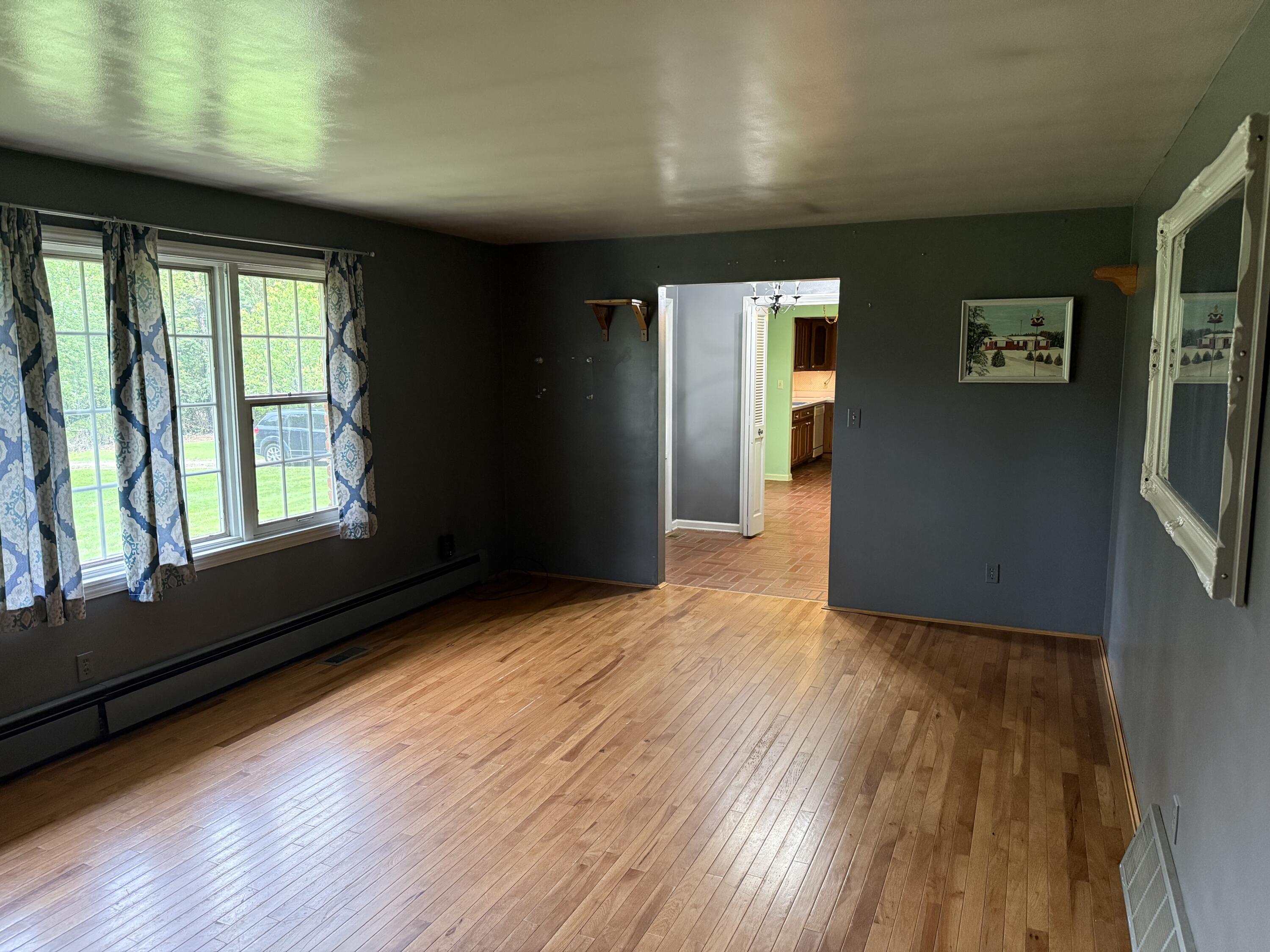 6411 Custer Road Carsonville, MI 48419 - Photo 10 of 38 IMG_2477