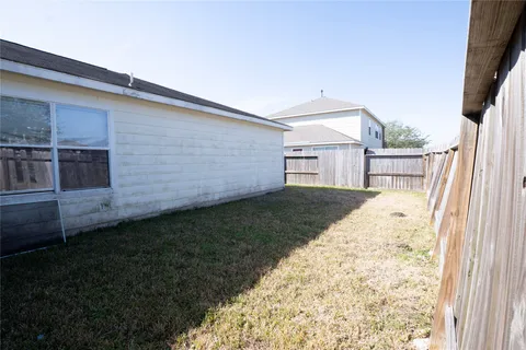 a view of an outdoor space and yard