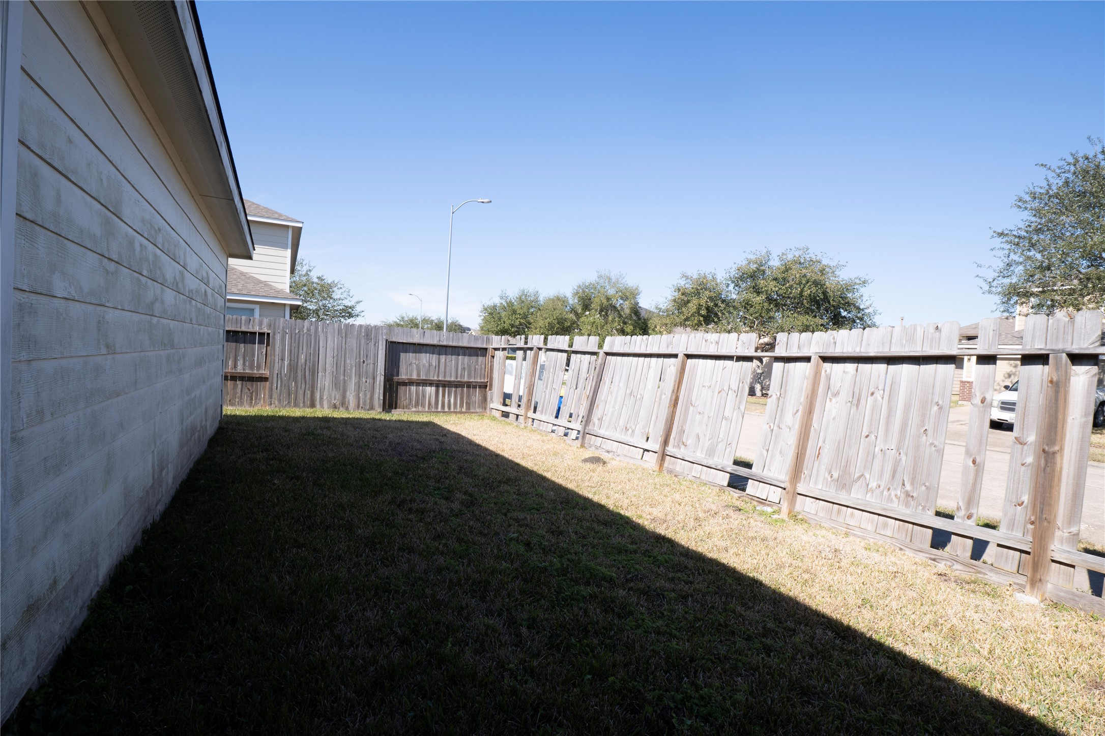 8202 Radial Court Rosharon, TX 77583 - Photo 29 of 32