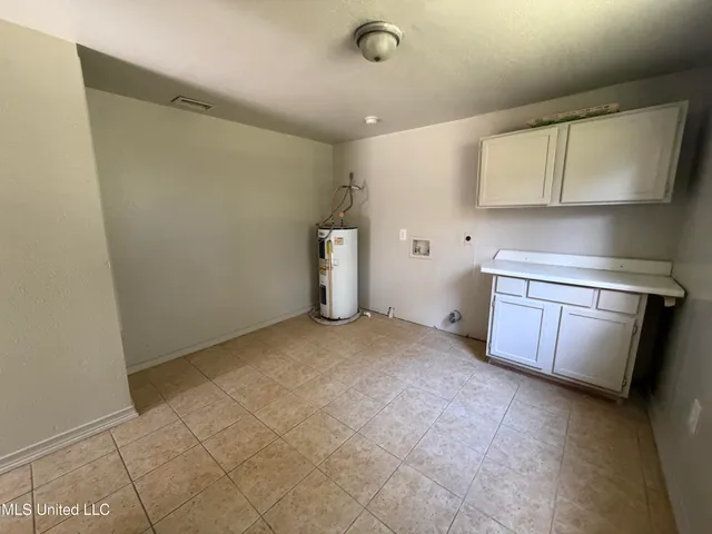 $875 | 4148 Magnolia Street, Moss Point, MS 39563