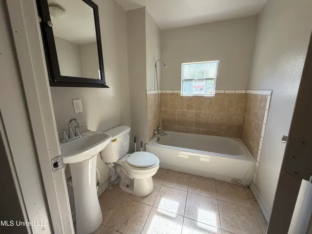 $875 | 4148 Magnolia Street, Moss Point, MS 39563