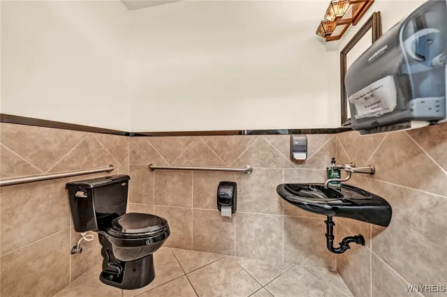 $950,000 | 5107 Langford Road, North Collins, NY 14111