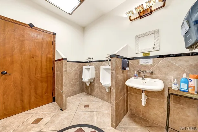 $950,000 | 5107 Langford Road, North Collins, NY 14111