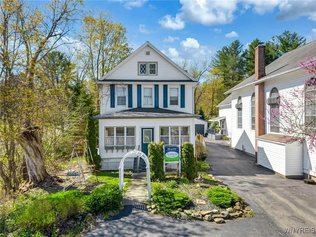 $950,000 | 5107 Langford Road, North Collins, NY 14111