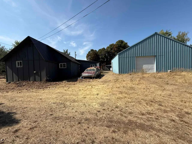 $325,000 | 711 East Lake Street, Medical Lake, WA 99022