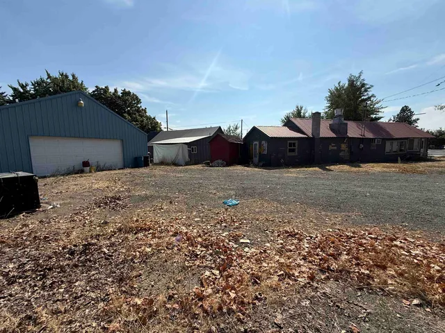 $325,000 | 711 East Lake Street, Medical Lake, WA 99022