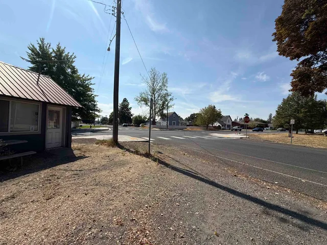 $325,000 | 711 East Lake Street, Medical Lake, WA 99022