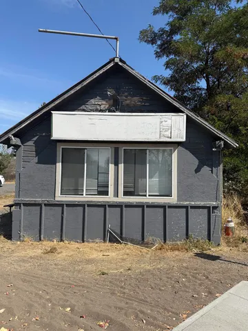 $325,000 | 711 East Lake Street, Medical Lake, WA 99022