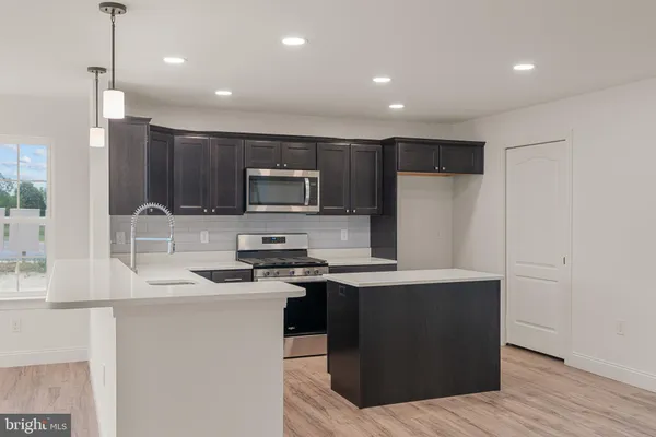 $465,900 | 2 Jasmine Drive, Lebanon, PA 17042