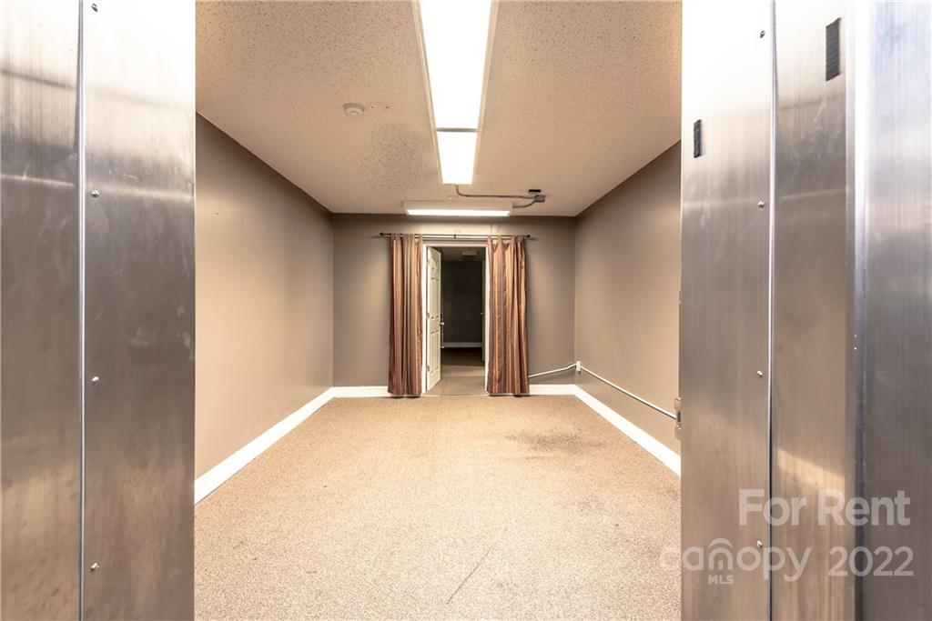 676 Morganton Boulevard Southwest Lenoir, NC 28645 - Photo 16 of 36