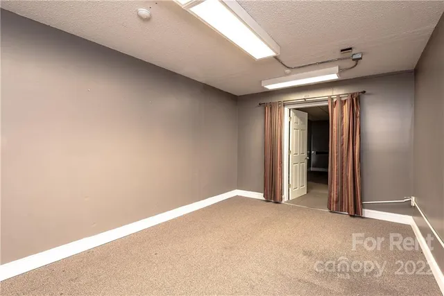 $3,500 | 676 Morganton Boulevard Southwest, Lenoir, NC 28645