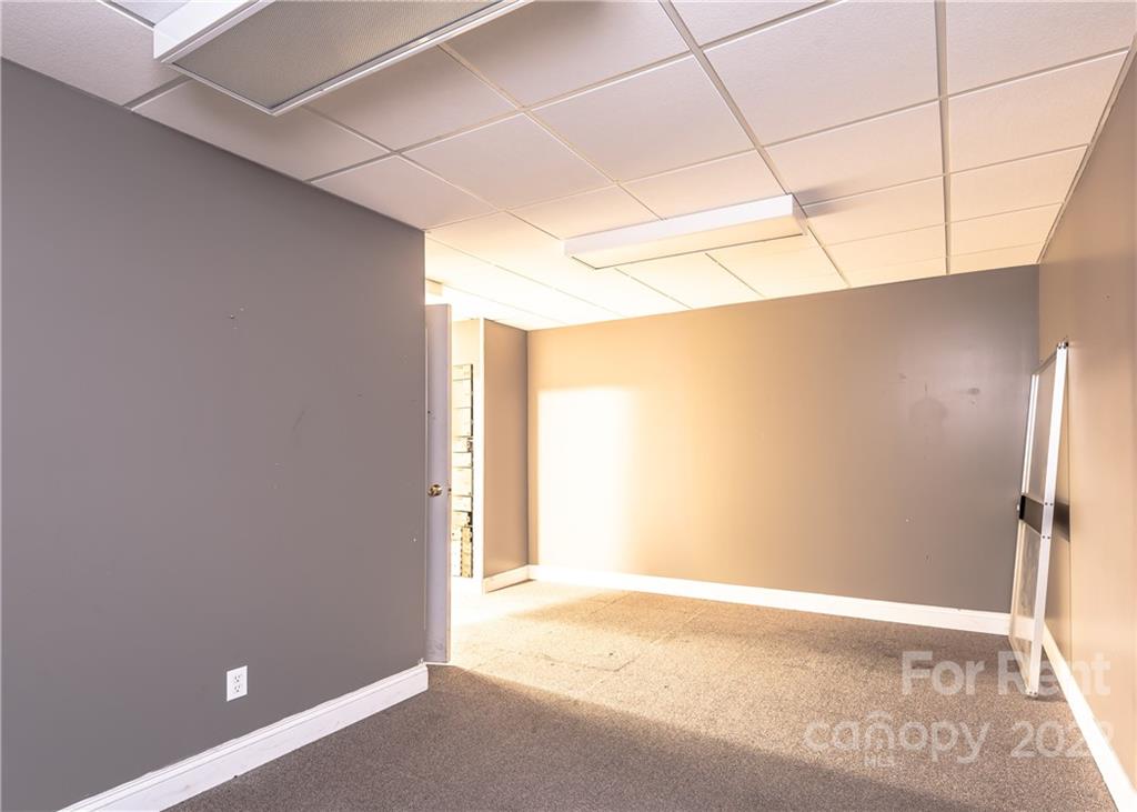 676 Morganton Boulevard Southwest Lenoir, NC 28645 - Photo 20 of 36