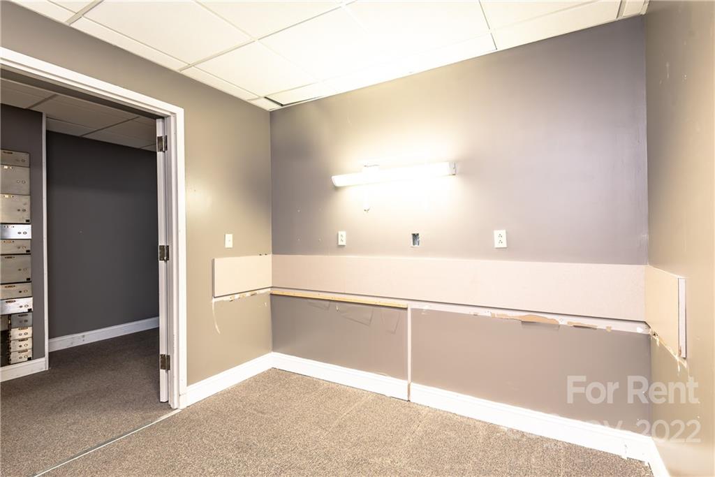 676 Morganton Boulevard Southwest Lenoir, NC 28645 - Photo 22 of 36