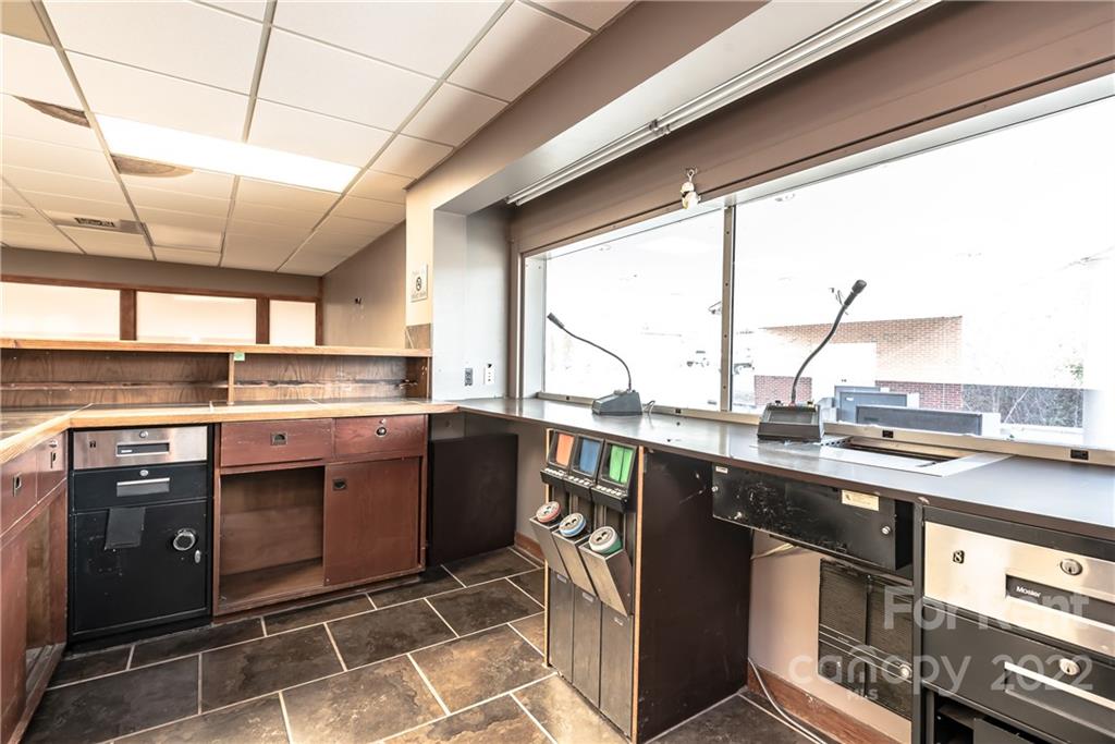 676 Morganton Boulevard Southwest Lenoir, NC 28645 - Photo 27 of 36