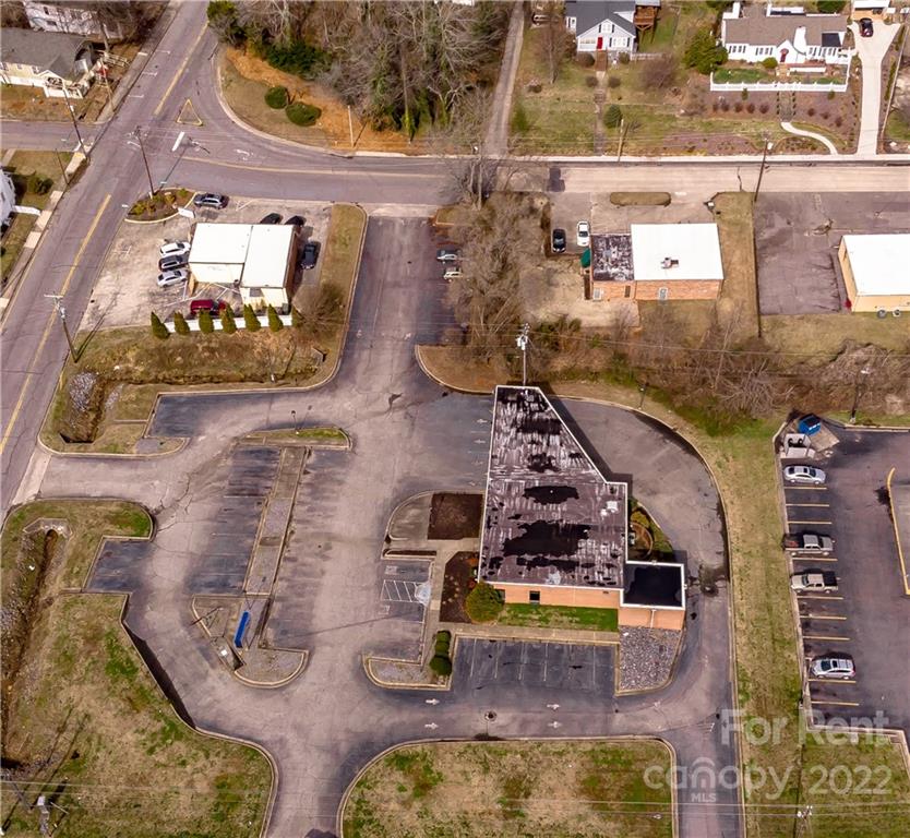 676 Morganton Boulevard Southwest Lenoir, NC 28645 - Photo 31 of 36