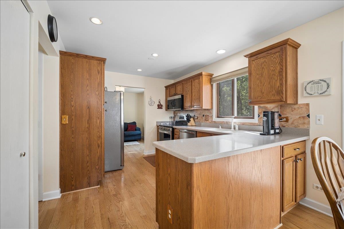 504 Carriage Hill Road Island Lake, IL 60042 - Photo 8 of 44