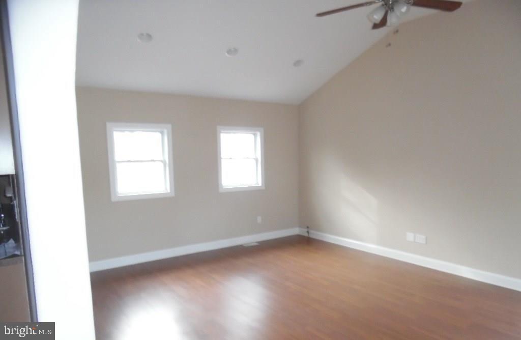 109 Yeoman Road Manahawkin, NJ 08050 - Photo 5 of 27
