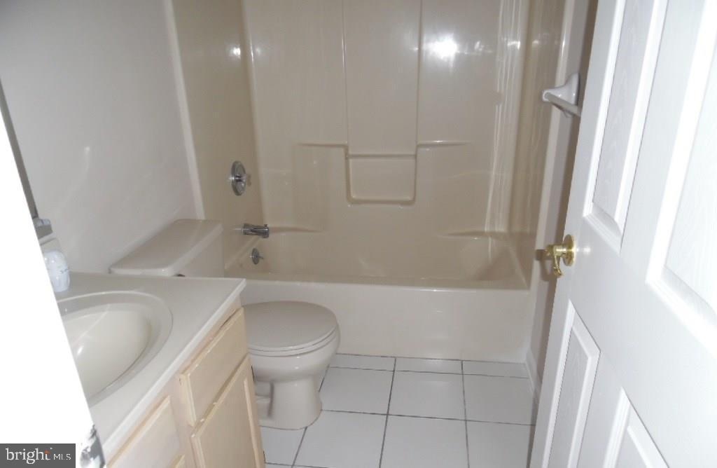 109 Yeoman Road Manahawkin, NJ 08050 - Photo 8 of 27