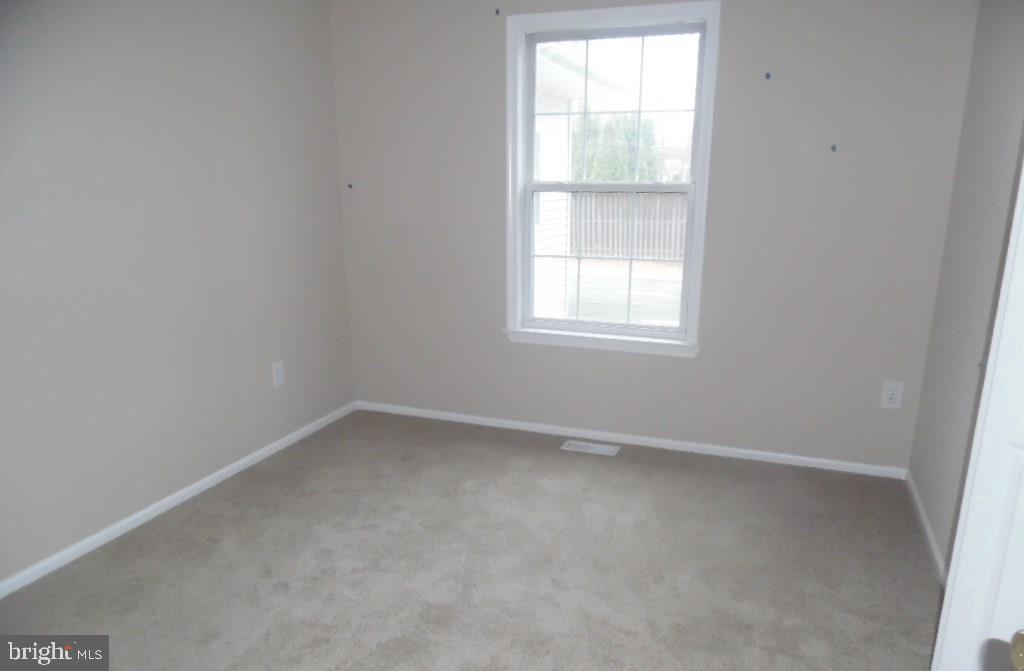 109 Yeoman Road Manahawkin, NJ 08050 - Photo 9 of 27