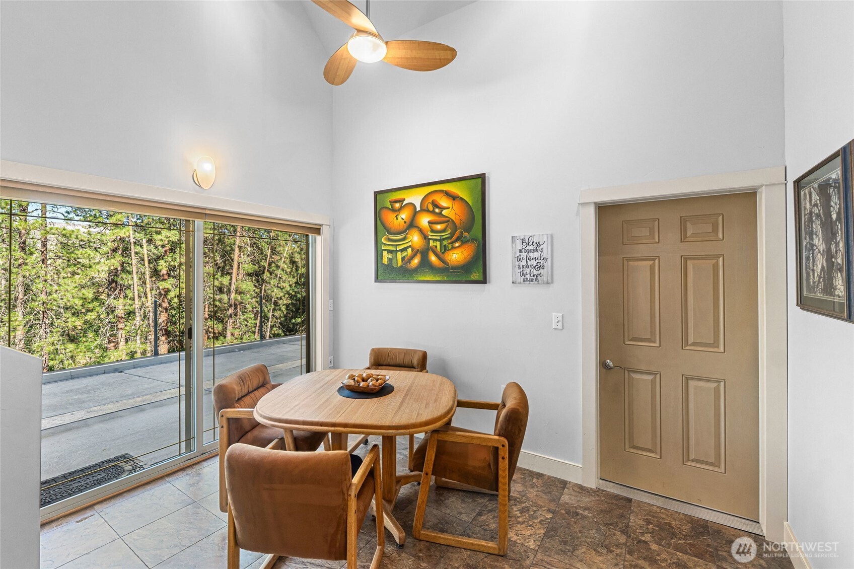 41840 Porcupine Bay Road Davenport, WA 99122 - Photo 5 of 40