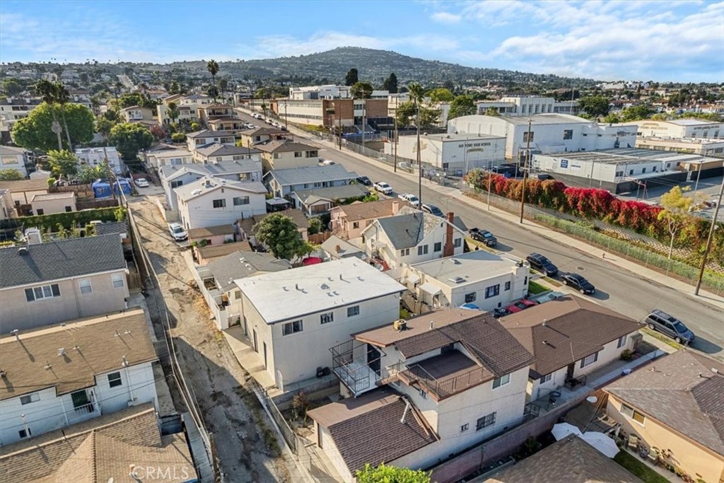 947 West 17th Street San Pedro, CA 90731 - Photo 21 of 24 an aerial view of a houses with outdoor space