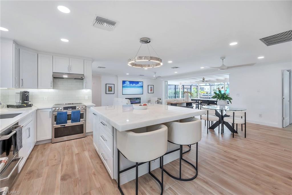 418 Germain Avenue Naples, FL 34108 - Photo 12 of 46