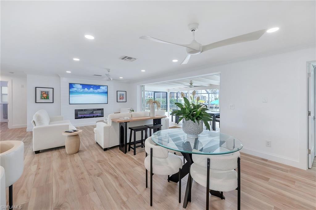 418 Germain Avenue Naples, FL 34108 - Photo 17 of 46