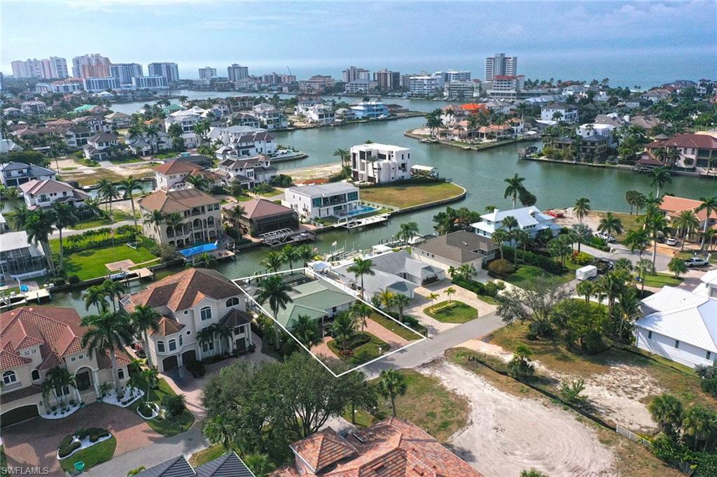 418 Germain Avenue Naples, FL 34108 - Photo 2 of 46