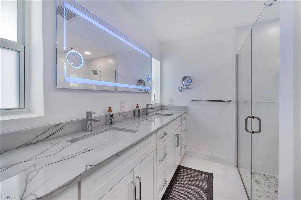 418 Germain Avenue Naples, FL 34108 - Photo 23 of 46