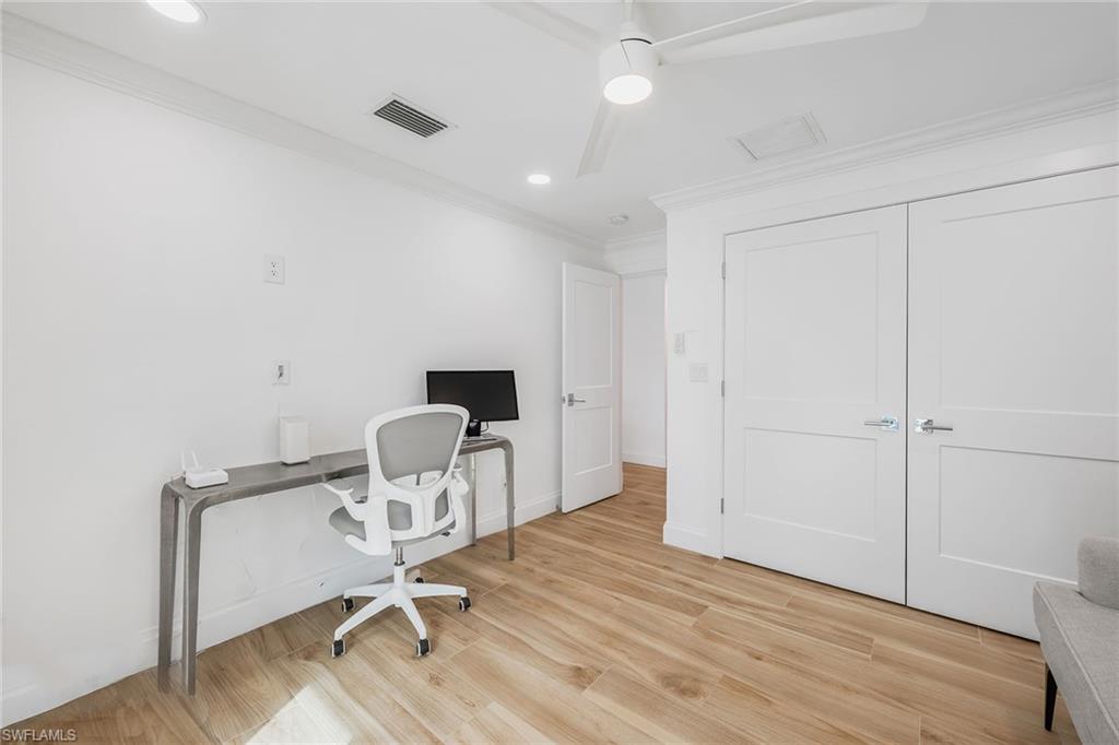 418 Germain Avenue Naples, FL 34108 - Photo 26 of 46