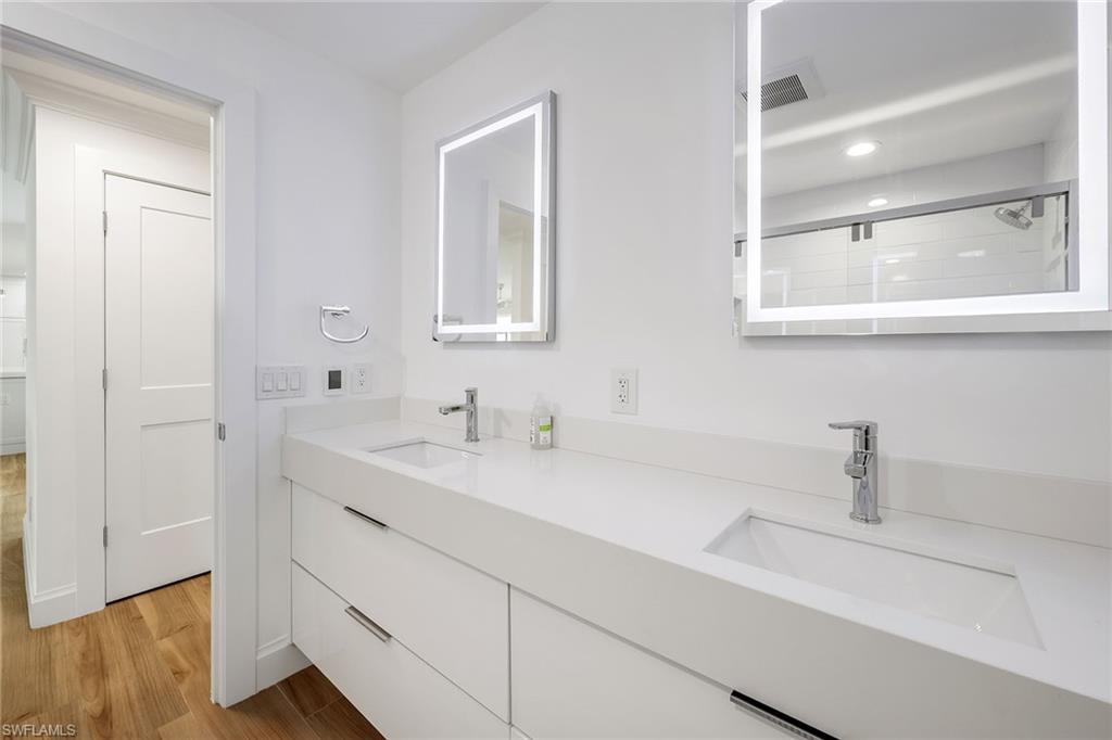 418 Germain Avenue Naples, FL 34108 - Photo 28 of 46