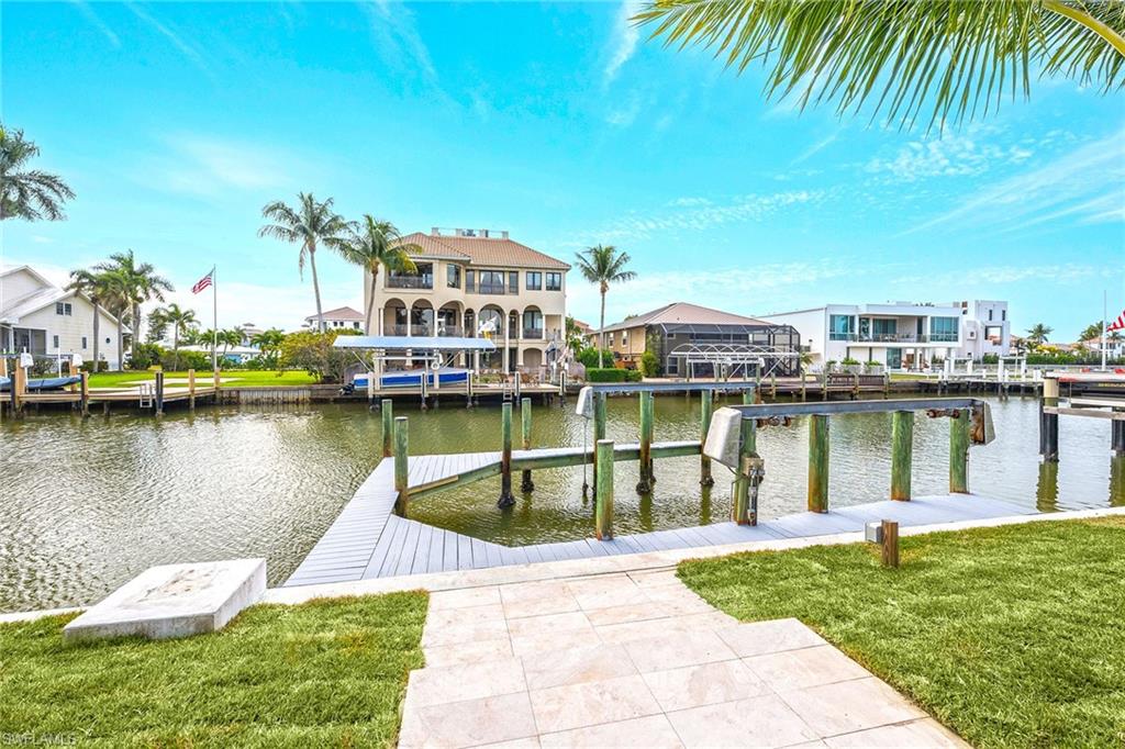 418 Germain Avenue Naples, FL 34108 - Photo 39 of 46