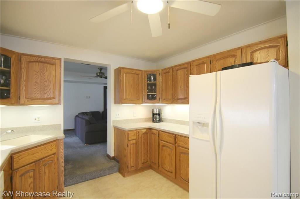 5762 Bullard Road Fenton, MI 48430 - Photo 15 of 34