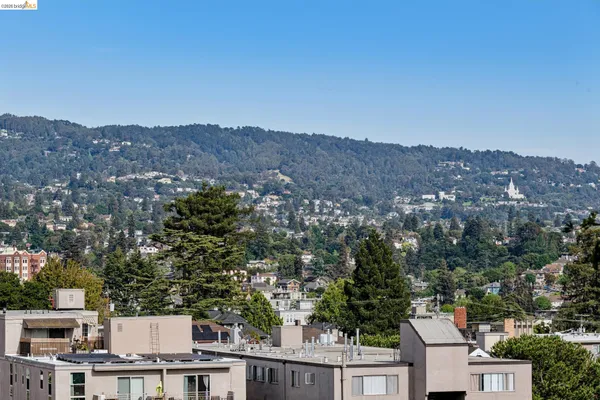 $429,000 | 320 Lee Street, Unit 603, Oakland, CA 94610