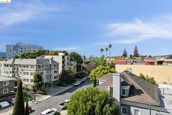 $429,000 | 320 Lee Street, Unit 603, Oakland, CA 94610