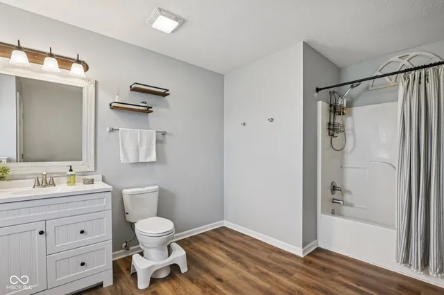 $359,900 | 216 Oakview Drive, Mooresville, IN 46158