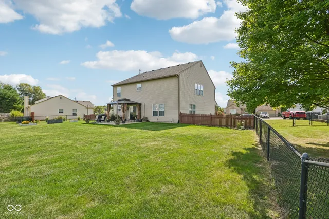 $359,900 | 216 Oakview Drive, Mooresville, IN 46158