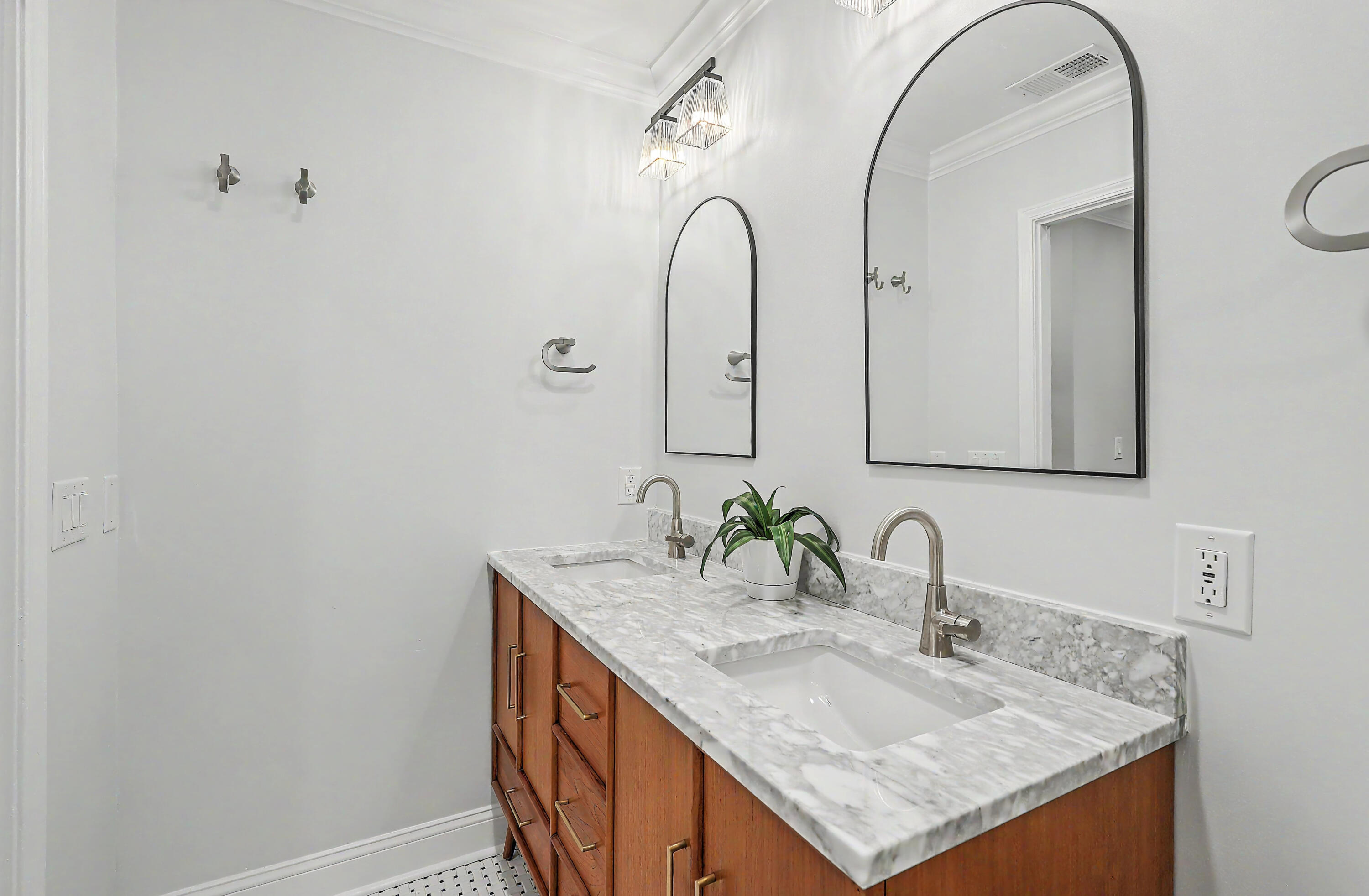 958 Myrtle Court Mount Pleasant, SC 29464 - Photo 26 of 40