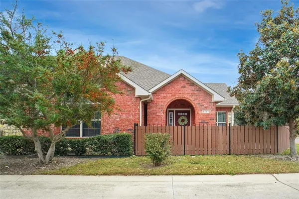 $425,000 | 3211 Rosemeade Drive, Unit 1313, Fort Worth, TX 76116