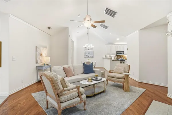 $419,900 | 3211 Rosemeade Drive, Unit 1313, Fort Worth, TX 76116