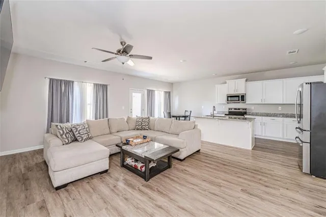 $299,900 | 841 Shannon Circle Northeast, Rome, GA 30161